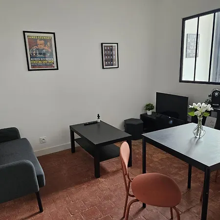 Apartment Ancien Fenetre Sur Cour Beaupréau-en-Mauges