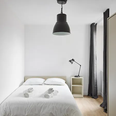Apartment Ancien Fenetre Sur Cour *