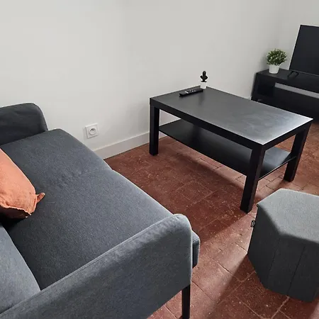 Ancien Fenetre Sur Cour Apartamento *