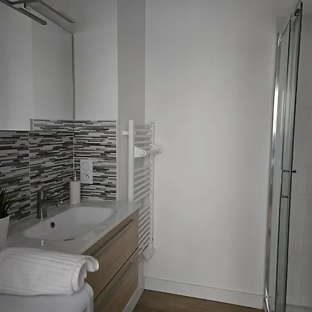 Apartamento Ancien Fenetre Sur Cour