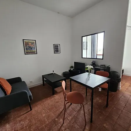 Apartment Ancien Fenetre Sur Cour Beaupreau-en-Mauges