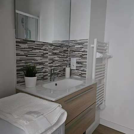 Apartment Ancien Fenetre Sur Cour Beaupreau-en-Mauges